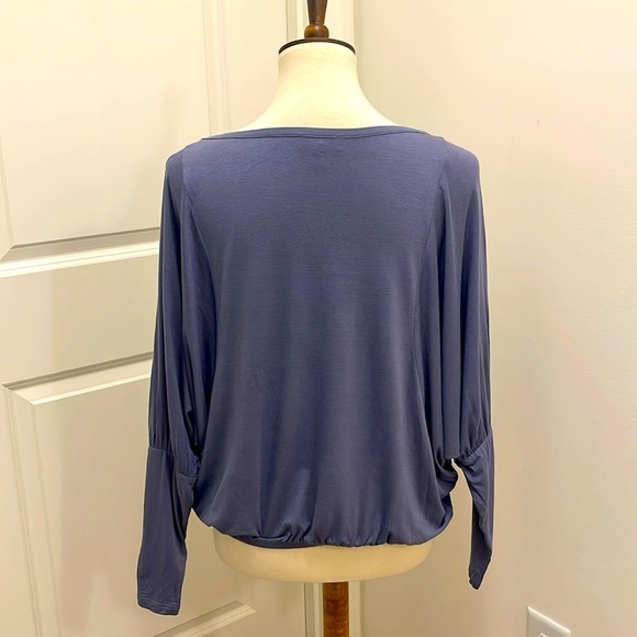 bebe Top - Picture 4 of 6